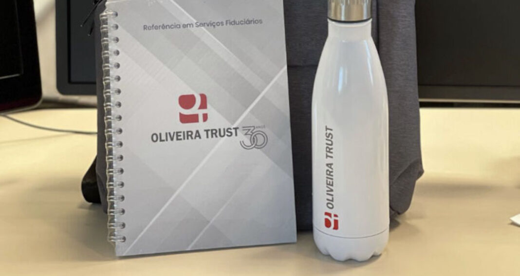 Oliveira Trust.