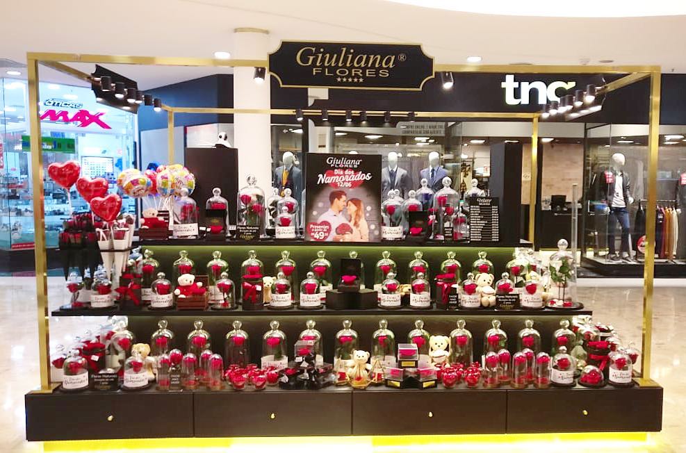 Stand de vendas da Giuliana Flores