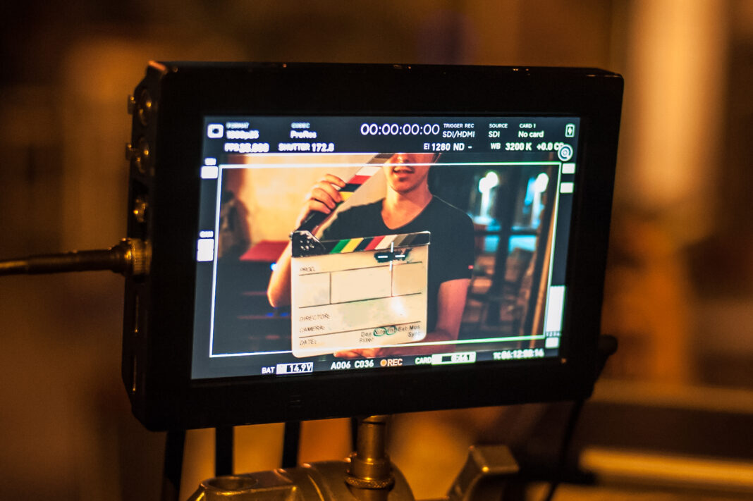 Tablet com frame de filme