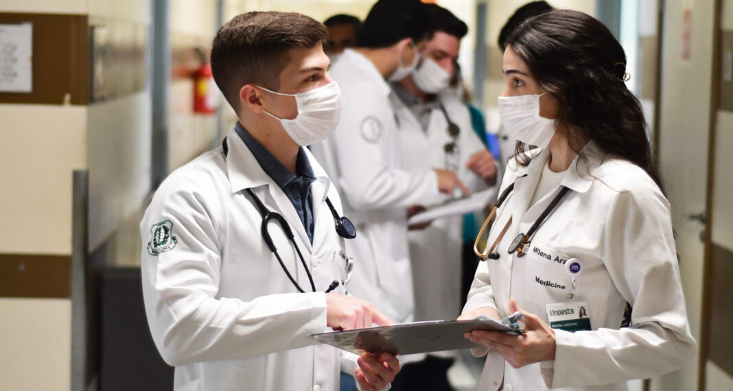 Estudantes de medicina