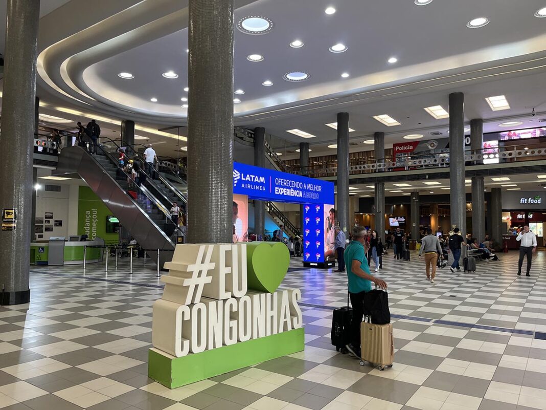 Saguão aeroporto de Congonha