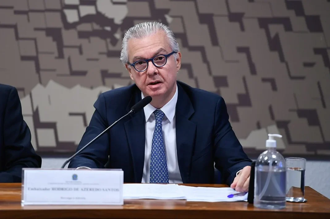 Rodrigo de Azeredo Santos