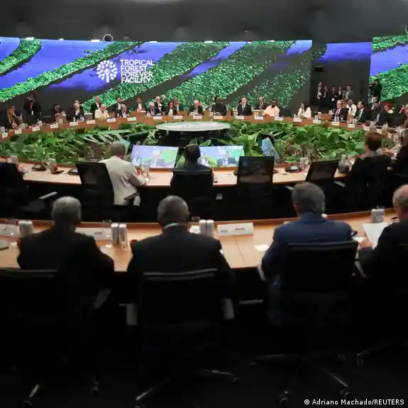 Plenário de conferência ambiental
